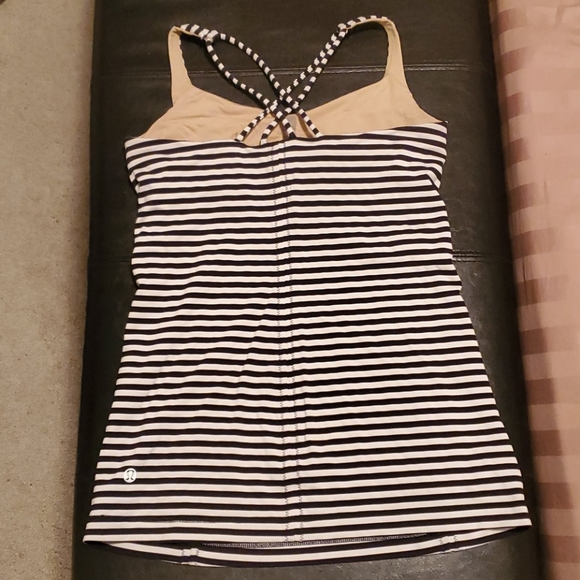 Lululemon Free to be Tank - Picture 4 of 9